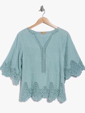 DEMOCRACY - Crochet Peplum V-Neck Women’s Top in Aqua Haze